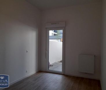 Location Appartement 4 pièces 86m² LORMONT 33310 - Photo 2