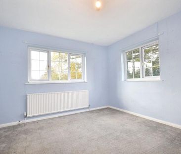 4 bedroom detached house to rent - Photo 3