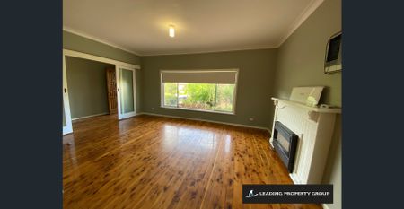 Neat 3 Bedroom Home - Photo 5