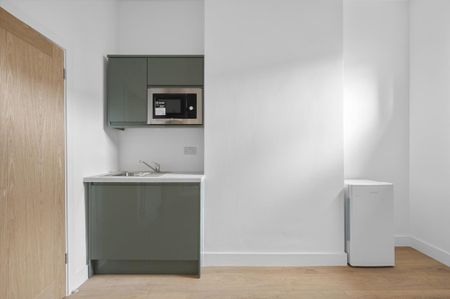 Studio to rent - Photo 2