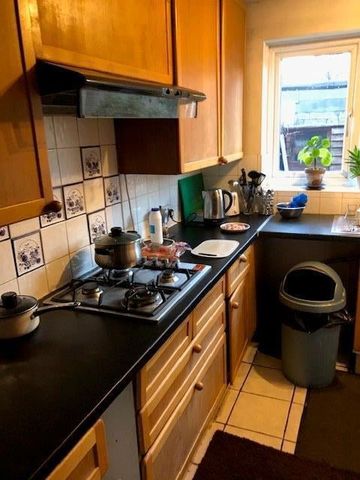 Room in a Shared House, Maryland Square, E15 - Photo 4