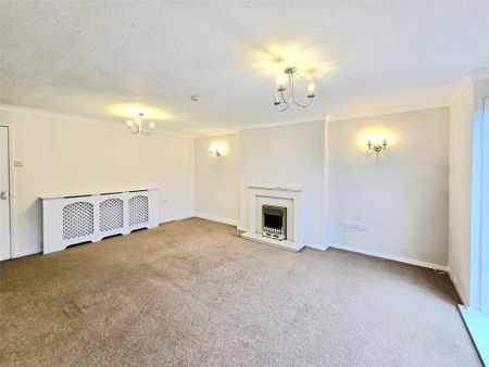 3 bedroom semi-detached house to rent - Photo 2