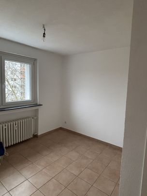 Trebnitzer Straße 1, 40231 Düsseldorf - Photo 1