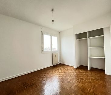 Location Appartement 3 pièces 56m² - Photo 3