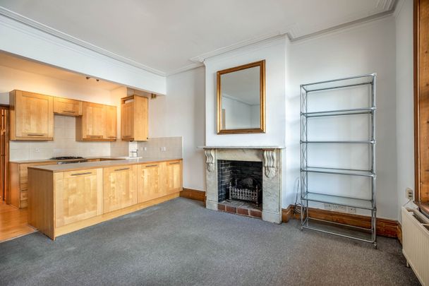 1 Bed Flat, Uxbridge Road, W12 - Photo 1