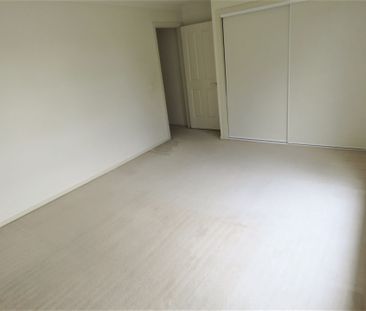 Central Location, 3 Bed and 2 Bathrooms - Photo 3