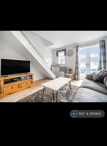 2 bedroom end of terrace house to rent - Photo 5