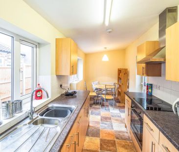 4 bedroom house to rent - Photo 1