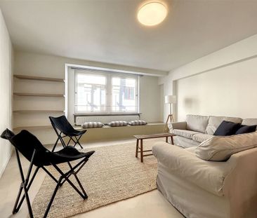 Appartement te huur in Brussel voor € 1.400 met 1 slaapkamer - Photo 2