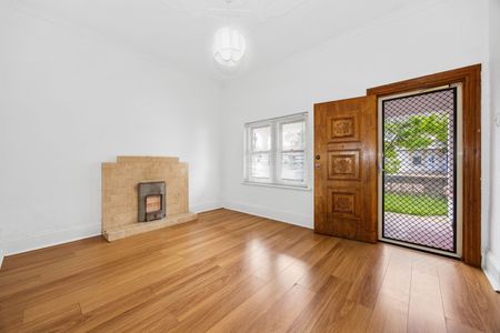 8 Milner Rd, Hilton SA 5033 - House For Rent | Domain - Photo 5