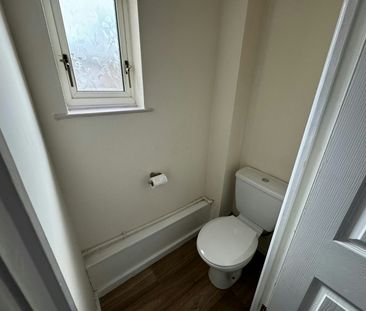 Waverley, Woodside, Telford, TF7 - Photo 2