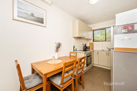 5/126 Inkerman Street, St Kilda VIC 3182 - Apartment For Rent | Domain - Photo 5
