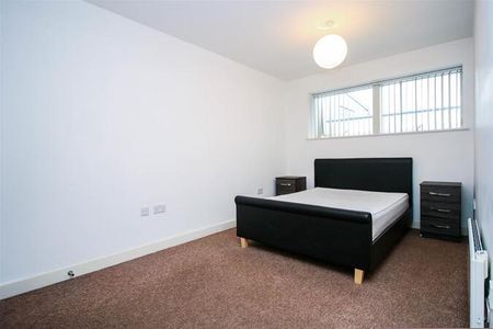 Sinope, Birmingham - Photo 3