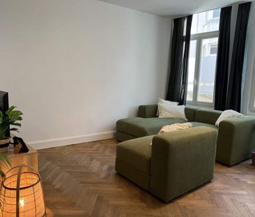 Ruim 1SLK-appartement met terras in centrum Antwerpen - Photo 2