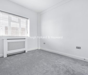 Adelaide Road, Belsize Park, London, NW3 - Photo 3