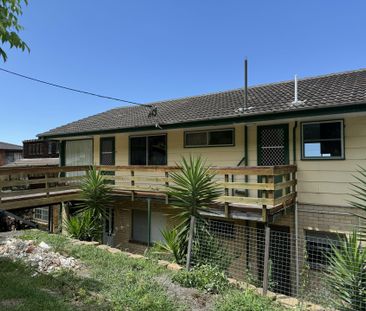 3 Bedroom Downstairs Flat - Photo 6