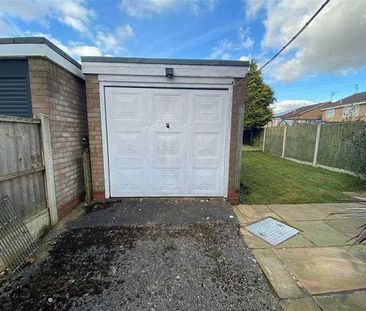 Glenthorne Close,wildwood, ST17 - Photo 3