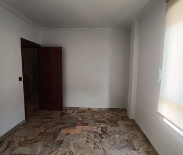 Piso de alquiler en Calle Valle Inclán, 1, La Algaba - Photo 2