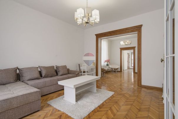 Vilă cu 4 camere de închiriat în zona Intim - Photo 1