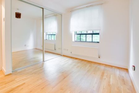 The Spires, Canterbury - Photo 3