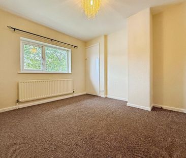 3 bedroom end of terrace house to rent - Photo 5
