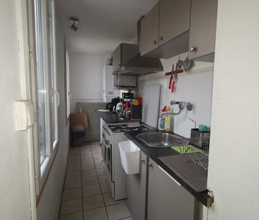 Location Appartement 2 pièces 52m² LIGNY EN BARROIS 55500 - Photo 5