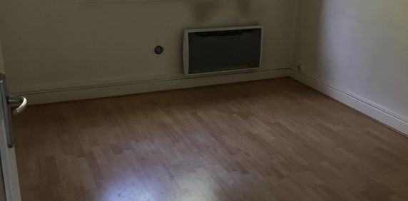 LONG 78 - Photo 2