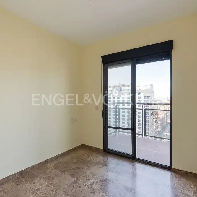 Piso de alquiler en Av. de Les Corts Valencianes, Barrio de Benicalap - Photo 1