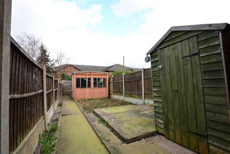 2 bedroom terraced house to rent - Photo 2