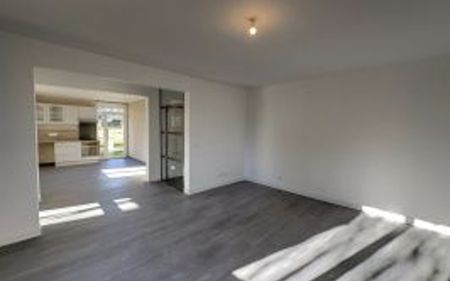 Appartement à louer 3 pièces • 102 m2 Bernis - Photo 3