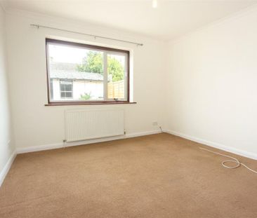 2 bedroom detached house to rent - Photo 6