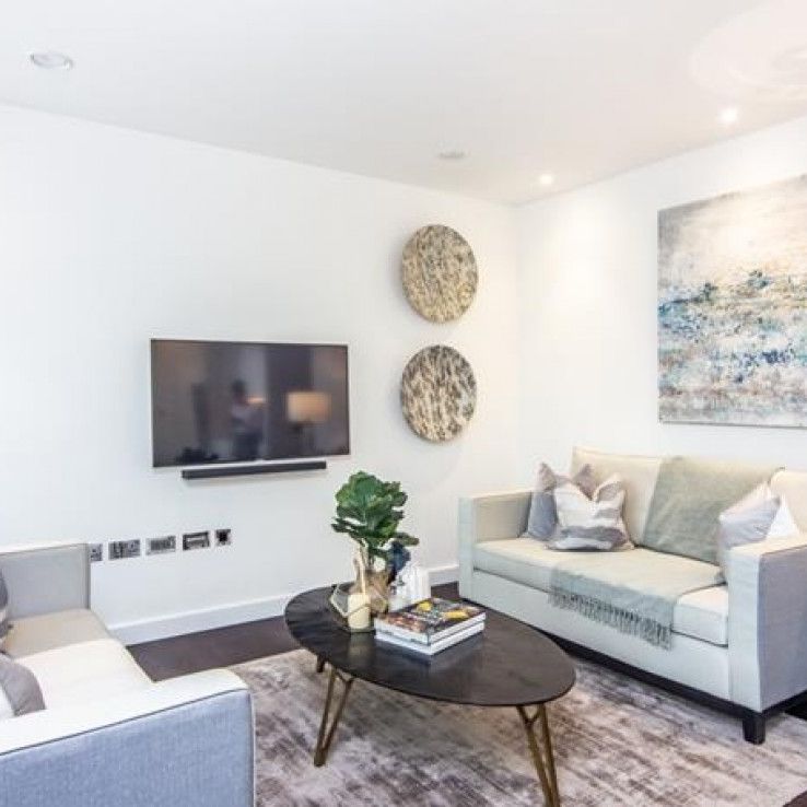 The Residence, 6-8 Charles Clowes Walk, London - Photo 1