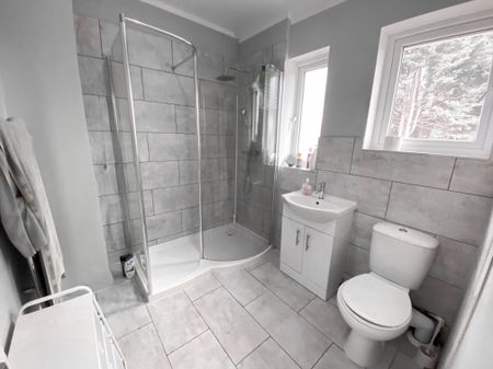 The Newry, Leicester - Photo 5