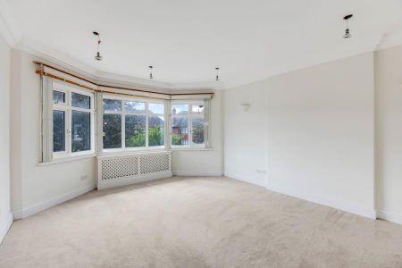 Farm Avenue, London, NW2 - Photo 2