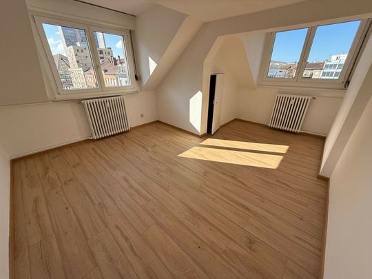 Luminous 3-room apartment in the center of Biel. - Photo 1