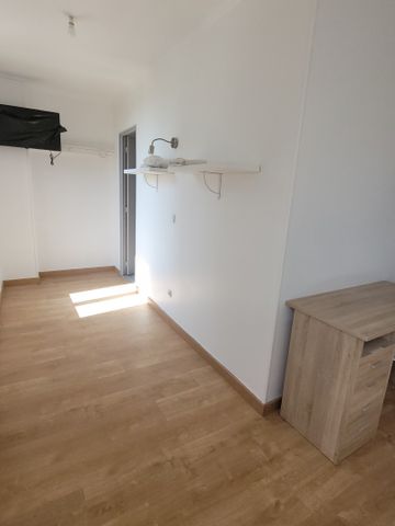 Location Appartement 1 pièce 22m² MAUBEUGE 59600 - Photo 5