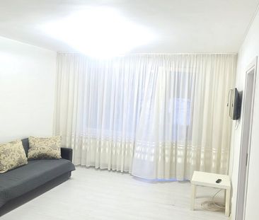 Universitate, Sala Palatului, Ion Campineanu - Photo 1