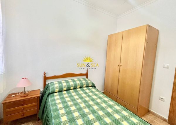APARTAMENTO DE DOS DORMITORIOS - LOS ALCÁZARES