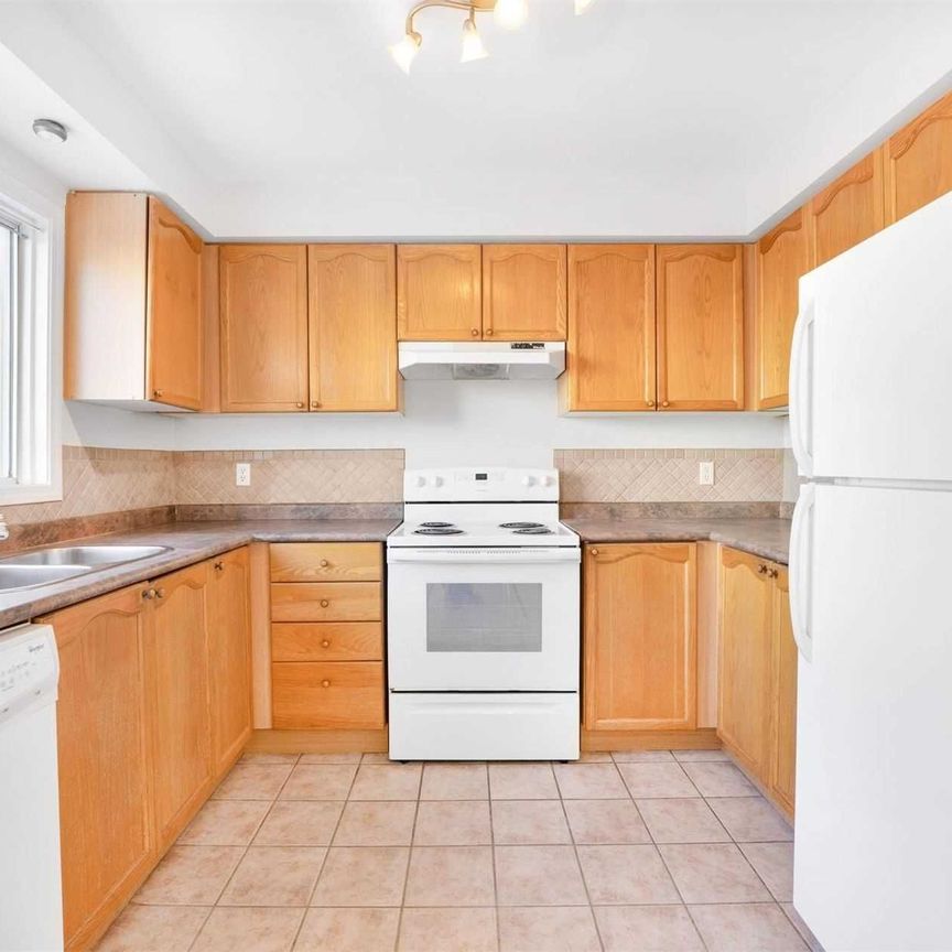 For Lease - 76 Greengrove Way, Whitby, Ontario - Photo 1