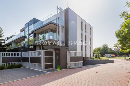 Apartament na Woli Justowskiej w otoczeniu zieleni - Фото 3