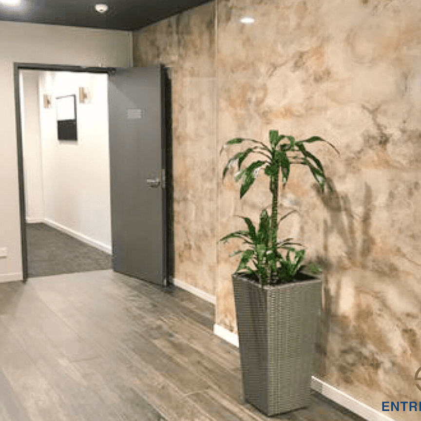 Exquisite 1-Bedroom Apartment - PRIME LOCATION in Box Hill！ - Photo 1