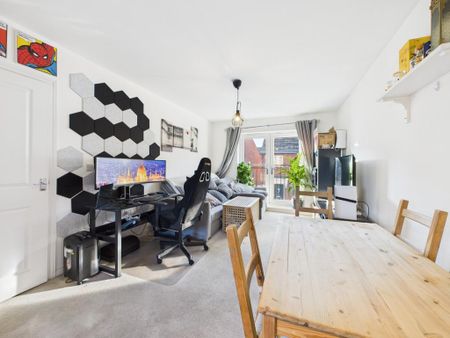 2 bedroom semi-detached house to rent - Photo 2