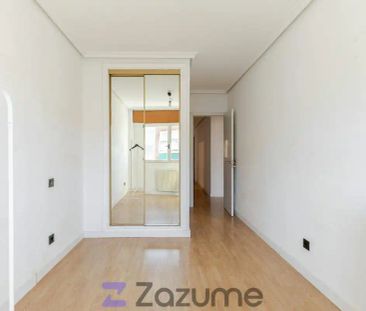 Madrid - Photo 2