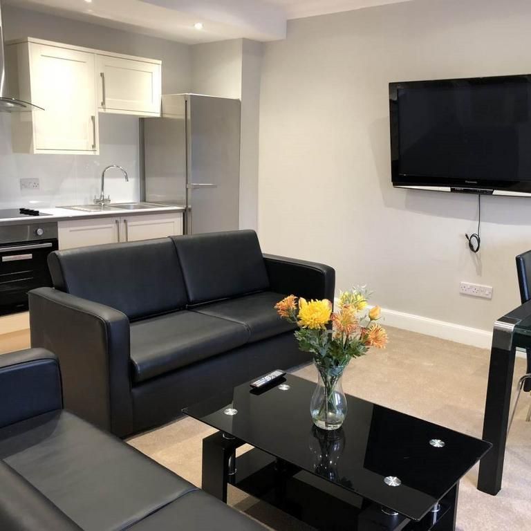 2 bedroom flat to rent - Photo 1