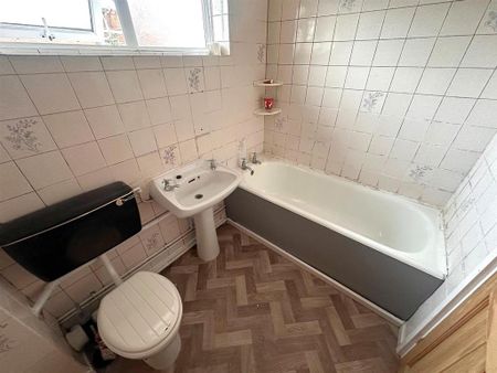 3 bedroom house to rent - Photo 3