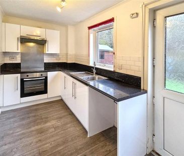 2 bedroom semi-detached house to rent - Photo 5