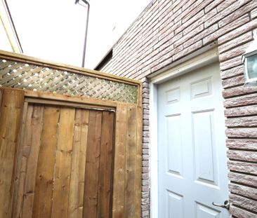 For Lease - 56 Skylark Drive Unit# Upper level unit 1, Hamilton, On... - Photo 5