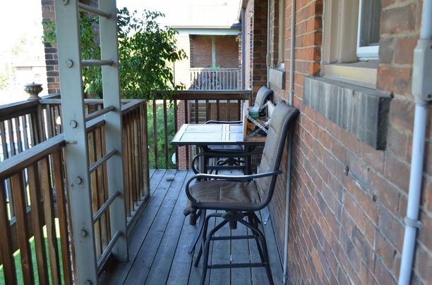 One Bedroom Apartment 686 - Photo 1