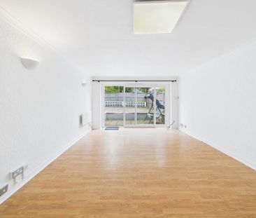 2 bedroom ground floor maisonette to rent - Photo 3