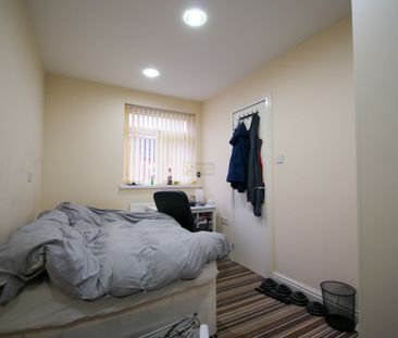 221 Dawlish Road - Photo 1